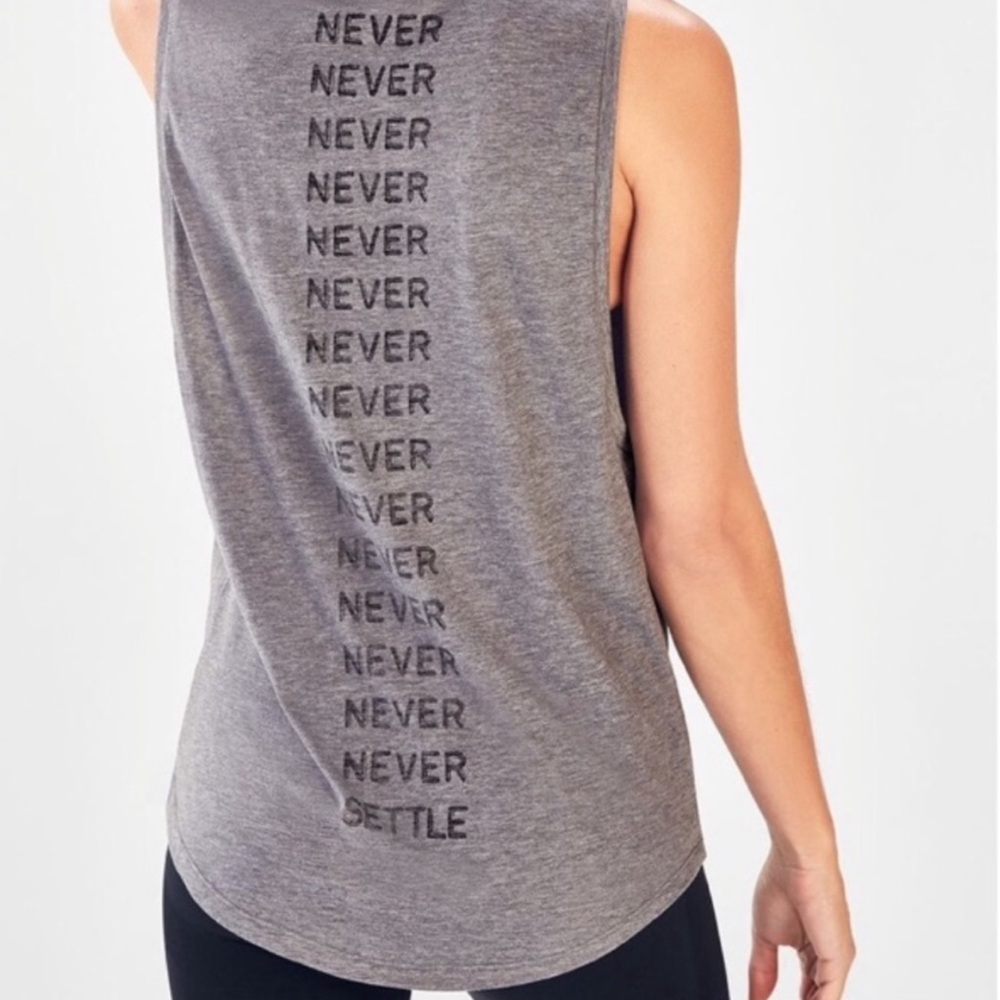 🍦Fabletics NEVER SETTLE tank - size sm, only worn once-